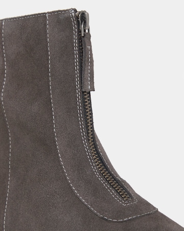 Jessy Zip Detail Ankle Boots - Wide Fit (E)