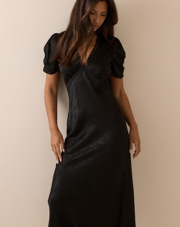 Nobody's Child Nicolette Midi Dress