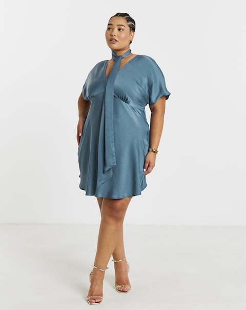 Short Sleeve Satin Scarf Detail Dress