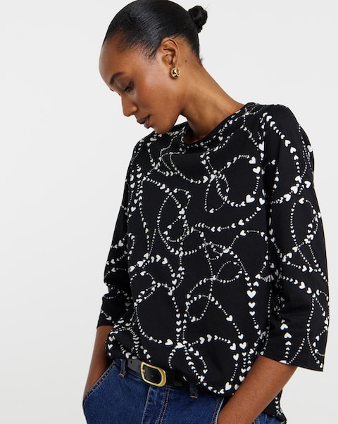 Heart Print Longline Curved Hem 3/4 Sleeve Top