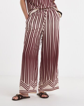 Printed Wide Leg Trouser