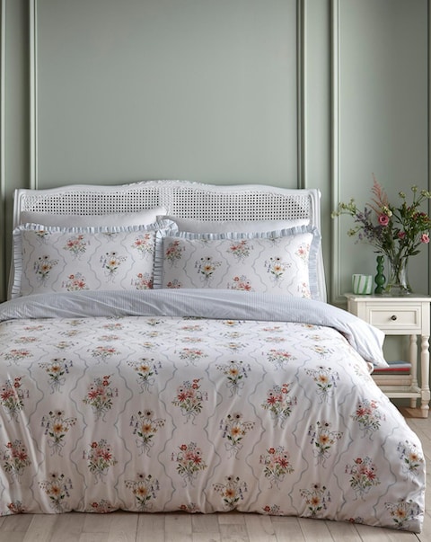 Appletree Floral Bouquet Duvet Cover Set