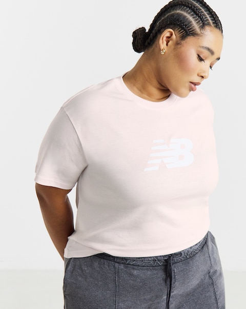 New Balance Relaxed Logo T-Shirt