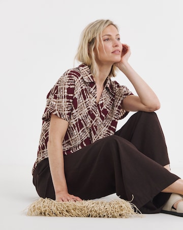 Collar Detail Short Sleeve Tunic