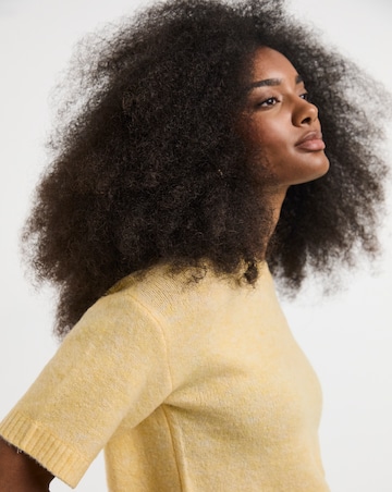 Sponge Short Sleeve Boxy Knitted Tee