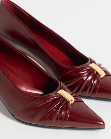 Helen Hardware Detail Court Shoes - Wide Fit (E)