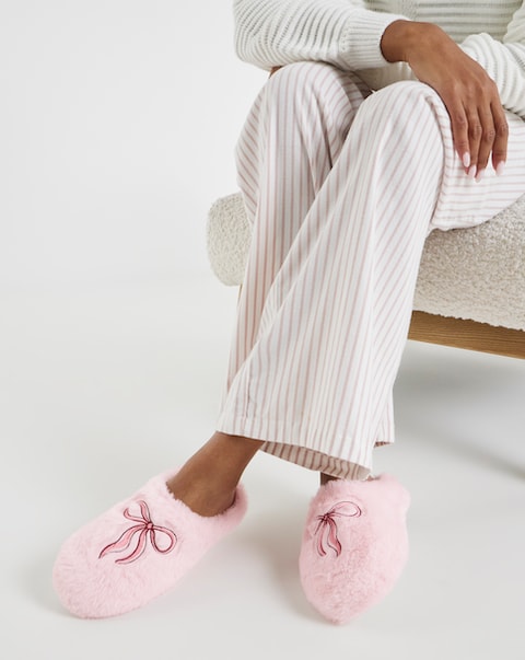 New In - Bow Full Fluffy Slipper Wide