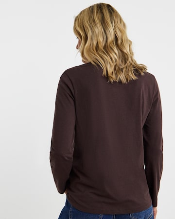 Chocolate V-Neck Long Sleeve T-Shirt