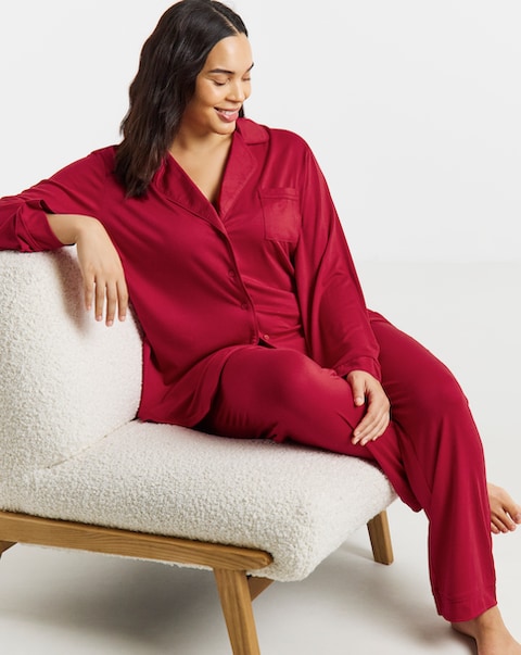 New In - Viscose Blend Revere Pyjama Set