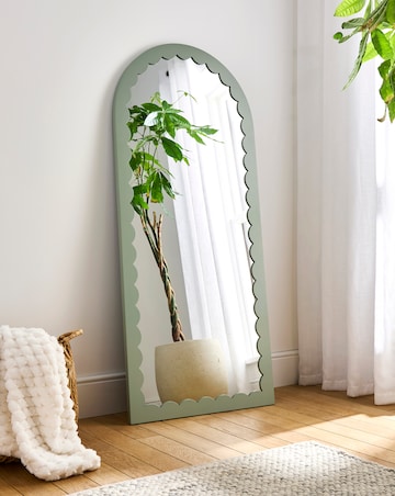 Dalia Scallop Arched Leaner Mirror