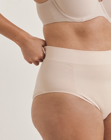 MAGISCULPT Seamfree Shaping Briefs