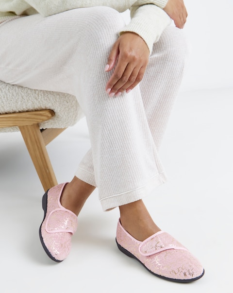 Topaz Touch & Close Full Slipper - Wide Fit (E)