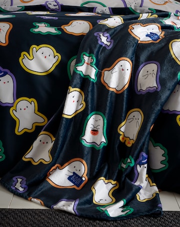 Catherine Lansfield Halloween Ghosts Throw
