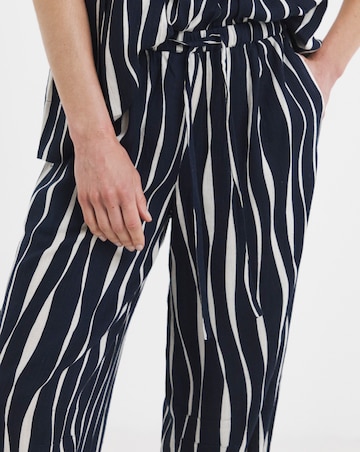 Linen Mix Barrel Trousers