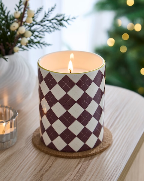 New In - Orange & Cinnamon Ceramic Argyle Candle