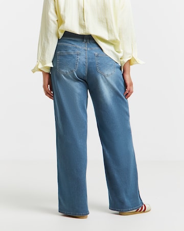 Mid Wash Wide Leg Pull On Jegging