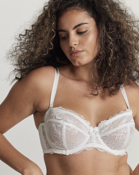Figleaves Curve Fleur Embroidery Suspender - White