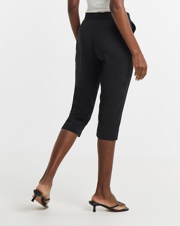 Black Capri Cropped Trousers