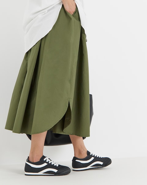 New In - Retro Slimline Trainer EEE Fit