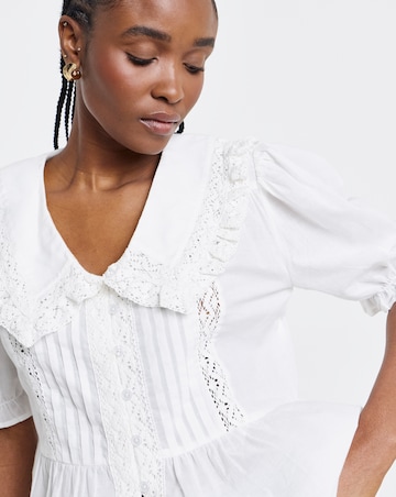 White V Neck Collar Blouse