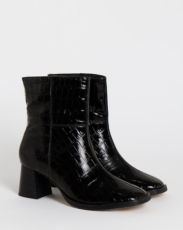 Brooklyn Flared Block Heel Ankle Boots - Extra Wide Fit (EEE)