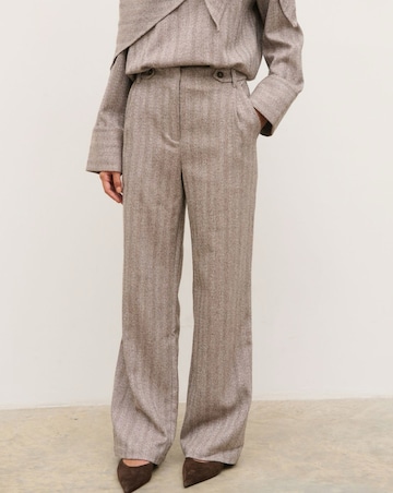 Pretty Lavish Ezra Straight Leg Trouser