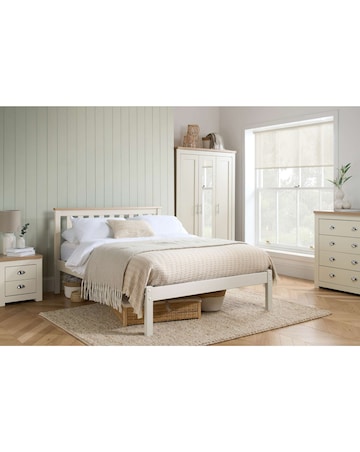 Highgate 3 Door Wardrobe With Mirror