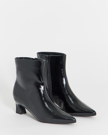 Tammy Flared Block Heel Pointed Ankle Boots - Extra Wide Fit (EEE)