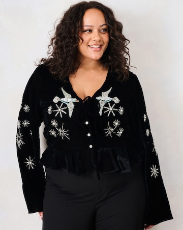 Hope & Ivy The Glacia Embellished Top