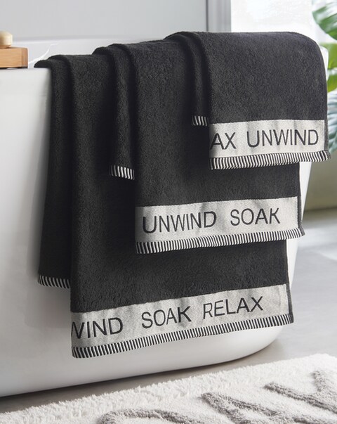 New In - Catherine Lansfield 4 Piece Towel Bale