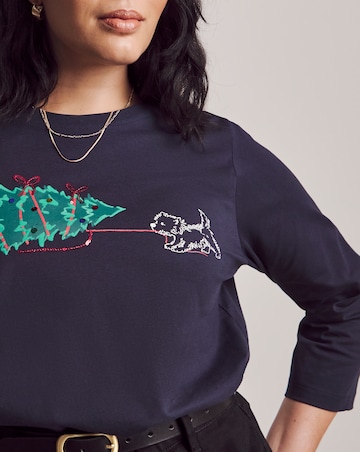 Julipa Embroidered Christmas Tee
