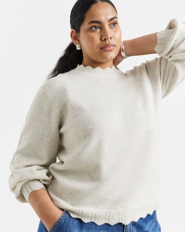 Vila Nikolina Scalloped Edge Knit Top