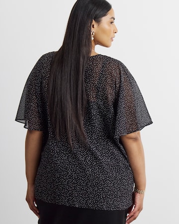 Joanna Hope Knot Front Blouse