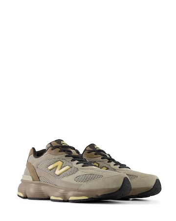 New Balance 603 Trainers
