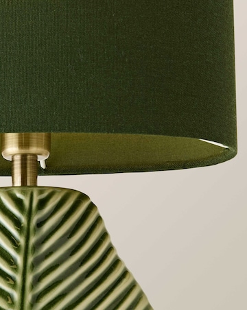 ValueLights Paloma Leaf Embossed Ceramic Table Lamp