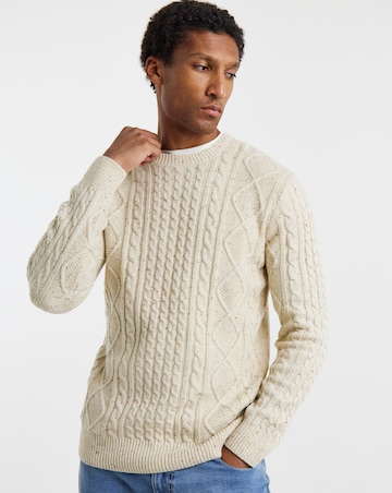 Twist Yarn Detail Cable Knit Jumper