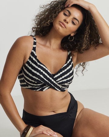 Figleaves Tailor Underwired Non Pad Wrap Plunge Bikini Top