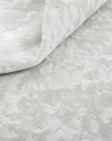 Sundour Richmond Thermal Eyelet Curtains