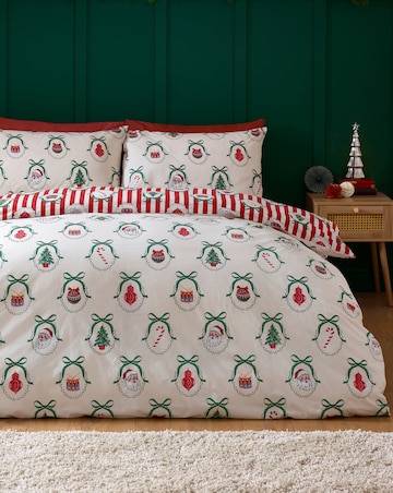 Catherine Lansfield Christmas Vintage Stripe Duvet Cover Set