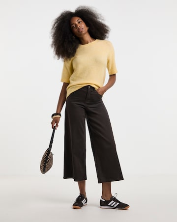 Sponge Short Sleeve Boxy Knitted Tee