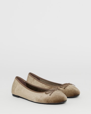 Moxie Soft Ballerina Slipper - Extra Wide Fit (EEE)