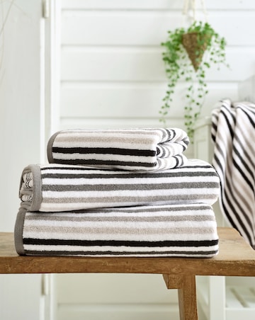 Deyongs Bliss Linear 100% Cotton 550GSM Striped Towel