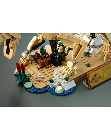 LEGo Jurassic World Dinosaur Fossils: Triceratops 77985