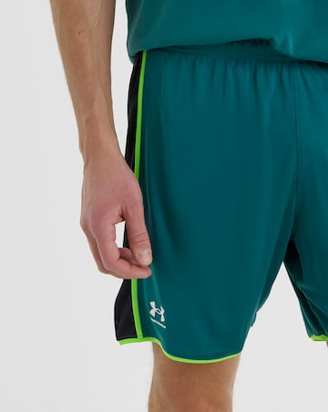 Under Armour Challenger Train Shorts
