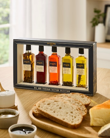 La Cucina Flavoured Oils & Vinegar Set of 5