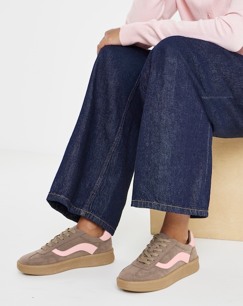 Courage Chunky Retro Trainer - Wide Fit (E)