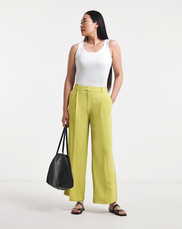 Textured Pleated Wide Leg Trousers