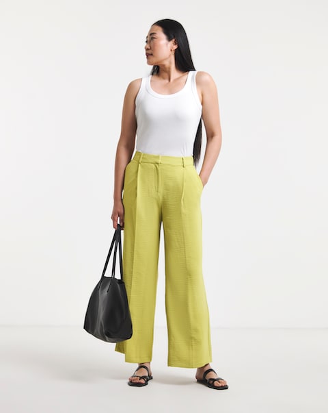 Textured Pleated Wide Leg Trousers