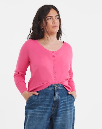 Fine Gague Scallop Edge Cardigan