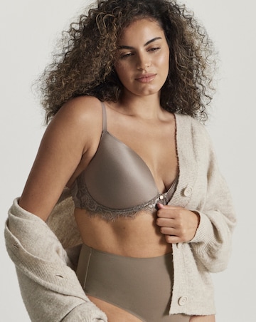 Smoothing Non Wired Padded Bra With Lace Detail B-G - Mocha